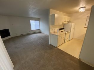 6188 SW Valley Cir, Beaverton, OR 97008