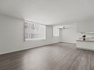 Villa Verde, Encino, CA 91316