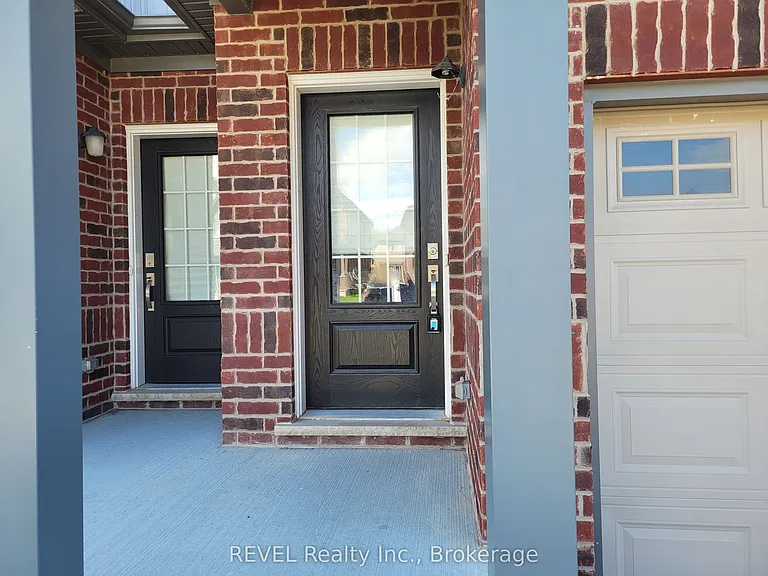 171 Bur Oak Dr — Photo 2
