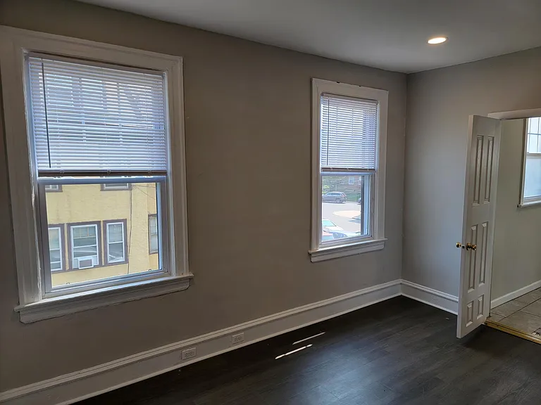 124 Cricket Ave #2 — Photo 6