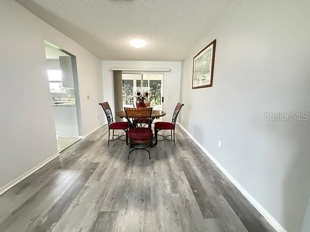 335 San Marino Dr — Photo 10