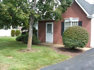 59 Jaffreyton Close, Freehold, NJ