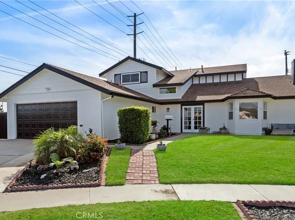 10484 Teal Cir, Fountain Valley, CA 92708