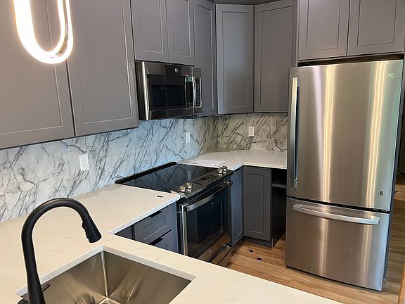 Kitchen with Quartz Counters