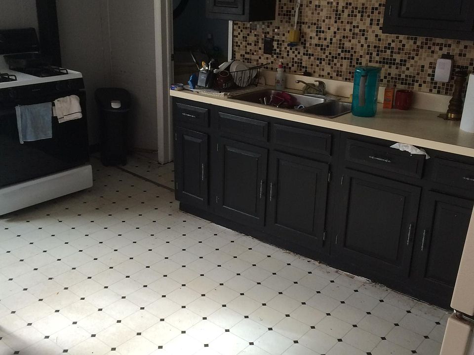 1st image of 75 Murray St APT 1