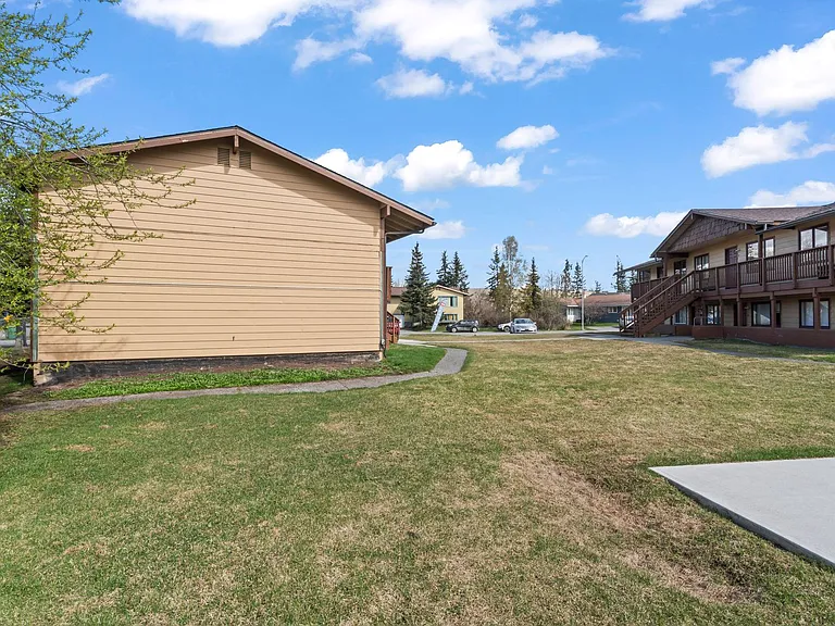 5310 Lionheart Dr — Photo 7
