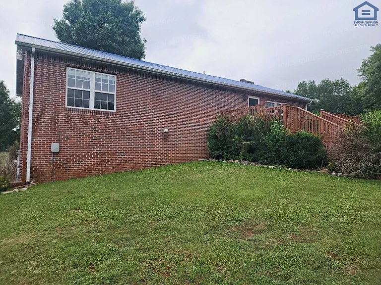 515 Willis Martin Rd — Photo 5