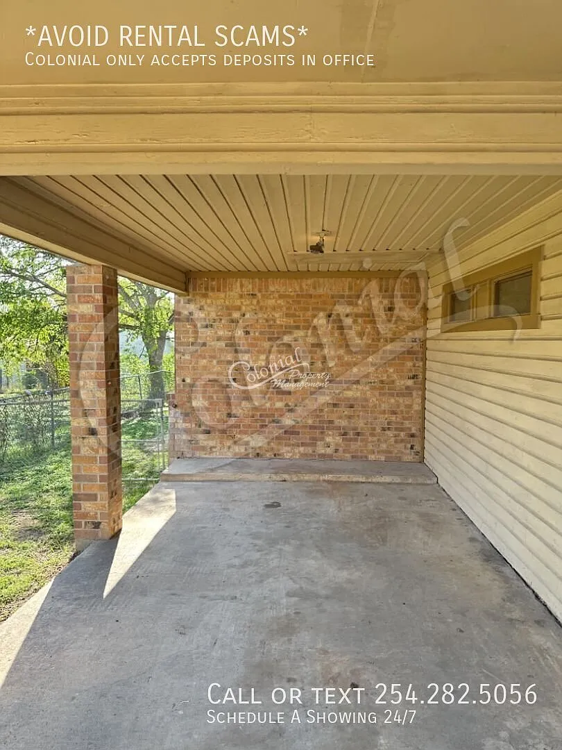 1 Bed/ 1 Bath on 730 Sutton — Photo 2