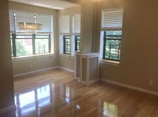 2444 28th St APT 3A, Astoria, NY 11102