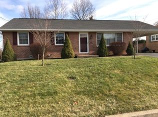 403 S Conococheague St, Williamsport, MD 21795