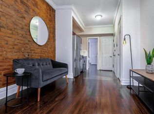 322 E 74th St APT 1B, New York, NY 10021