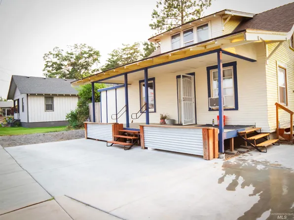 125 S 5th St, Wilder, ID 83676