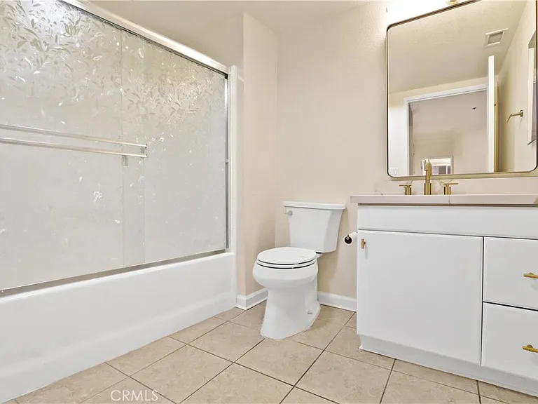 838 Pine Ave #307 — Photo 9