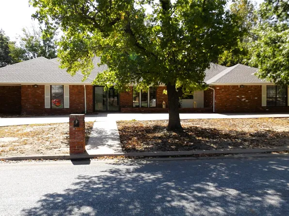 3513 Chickadee Ln, Enid, OK 73703