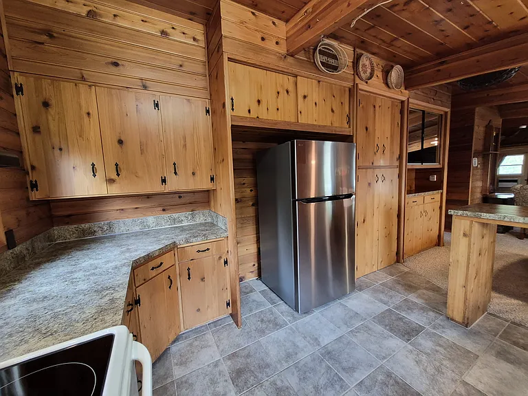 1050 Britton Rd — Photo 8