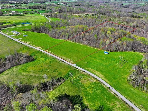 4th image of 3192 Parks Ridge Rd