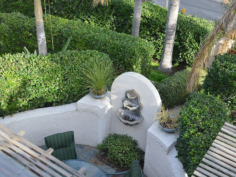 1203 S Rimpau Blvd — Photo 118