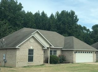 80 Rebecca Ln, Searcy, AR 72143