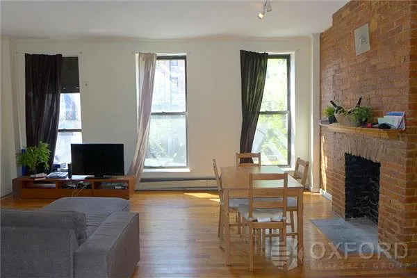 Rented by Oxford Property Group | media 17