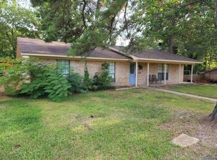 1314 America Dr, Longview, TX 75604