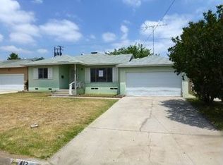 412 E Elm Ct, Rialto, CA 92376