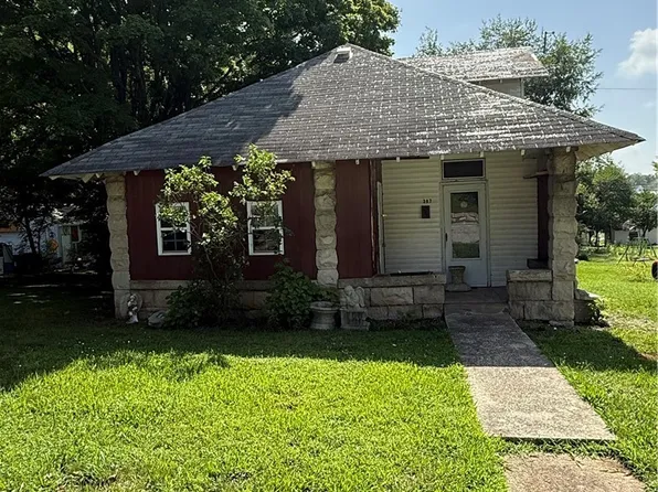 307 N Harrison Street, Salem, IN 47167