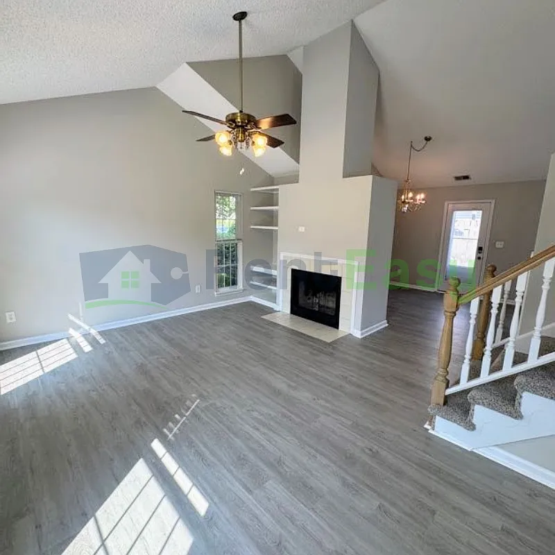 2 bed, 2.0 bath, 1330 sqft, $2,195 — Photo 3