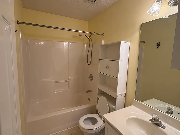 1840 Arborwood Dr — Photo 16