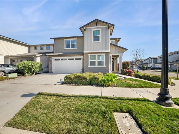 2702 Mossy Creek St, Sacramento, CA 95833