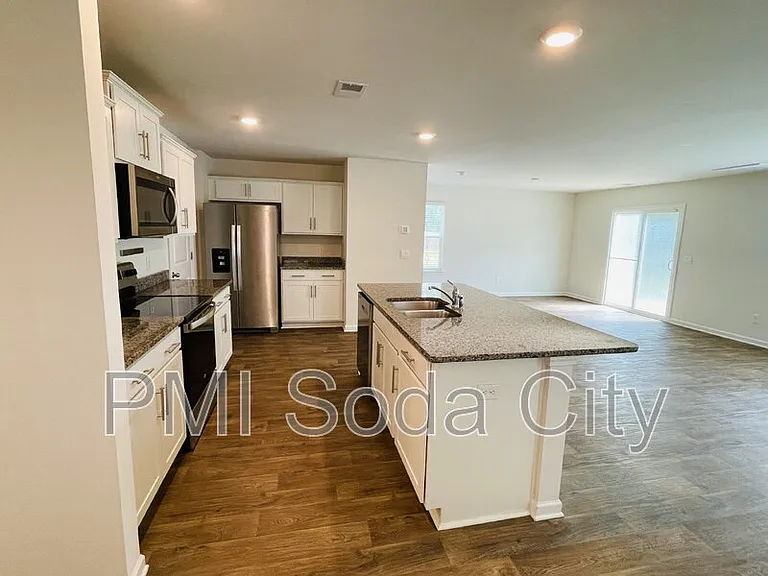 173 Dunham Rd — Photo 10