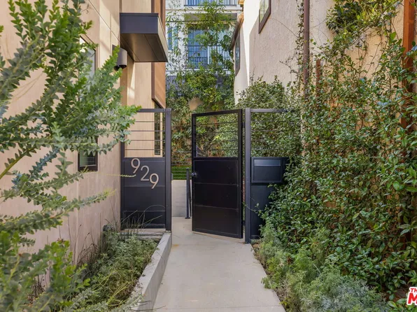 929 Hilldale Ave, West Hollywood, CA 90069