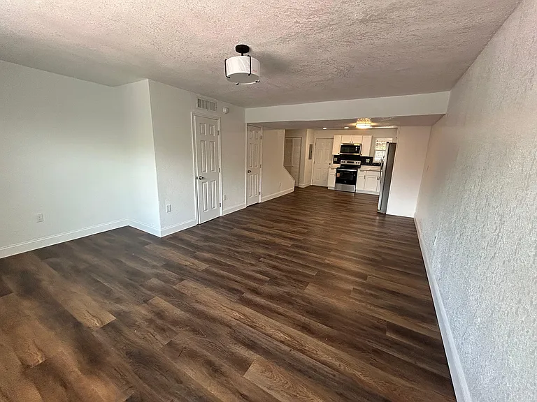 1450 NE 151st St #101 — Photo 6