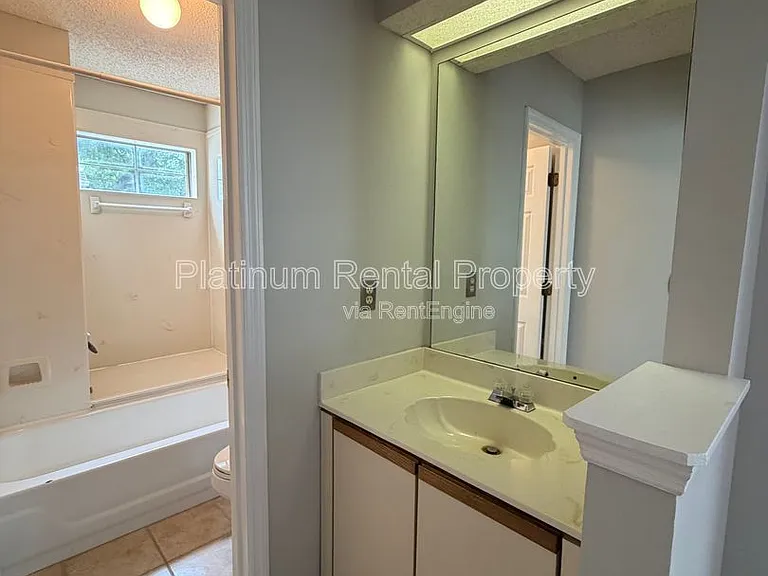 2196 Goodwood Blvd SE — Photo 20