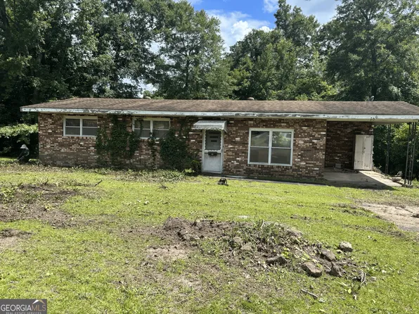 1700 Winston Dr, Macon, GA 31206