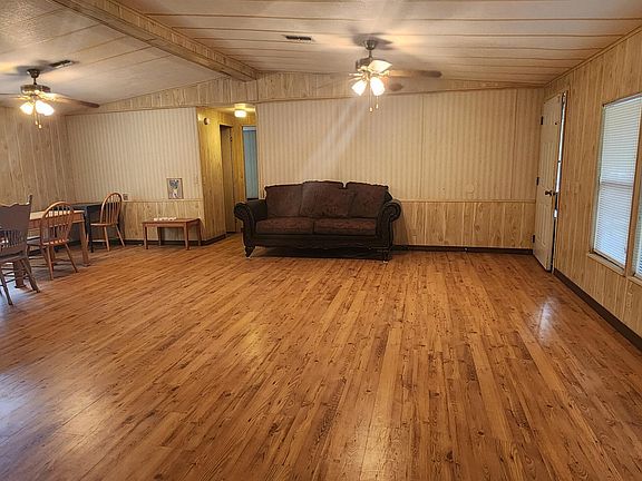 3rd image of 766 TOWERING PINES Drive