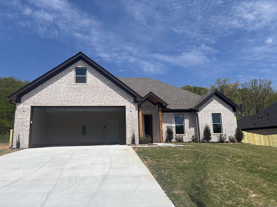 1st image of 115 Red Wing Way