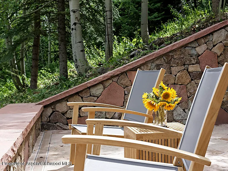333 Faraway Rd — Photo 12
