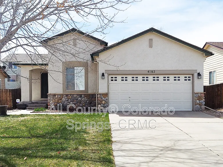 4182 Pioneer Creek Dr — Photo 1