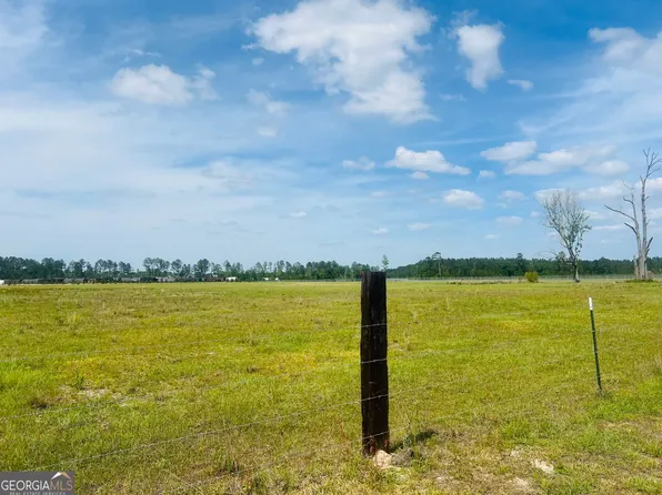 Cherokee St, Waycross, GA 31503