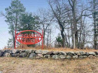 23 Cinnamon Ln, Traverse City, MI 49696