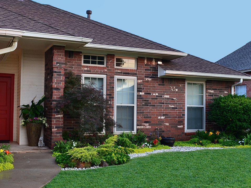 Gorgeous Landscaping - 2013