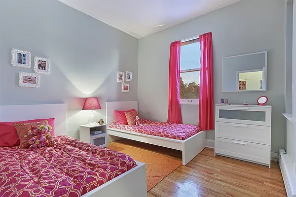 Sold by Corcoran | media 19