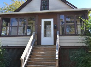 522 S Desplaines St, Joliet, IL 60436