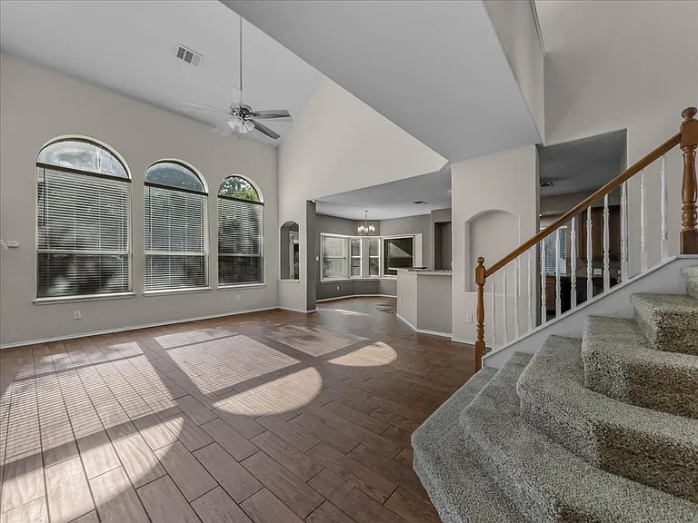 6 Brairwood Ct — Photo 7