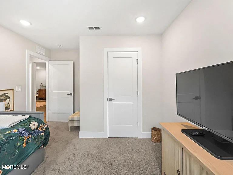 4039 Heron Dr — Photo 21