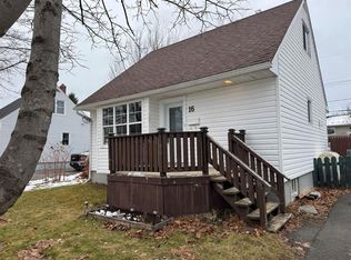 16 Bowes Street, Gander, NL A1V1E6