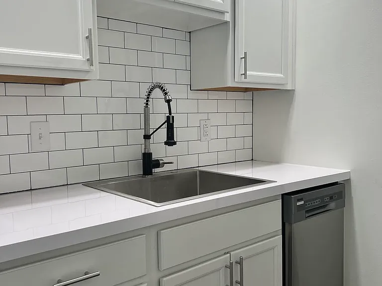 288 Cumberland St #201 — Photo 1