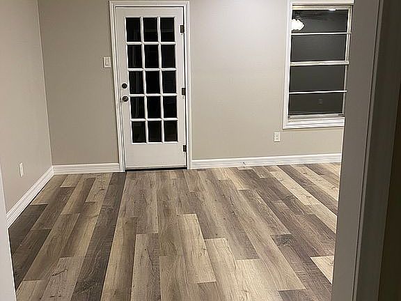 4th image of 5017 Westwood Dr