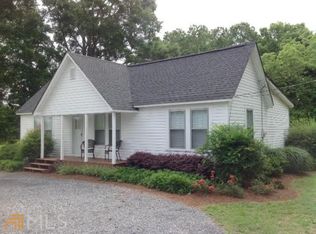 5276 Calhoun Rd NE, Adairsville, GA 30103