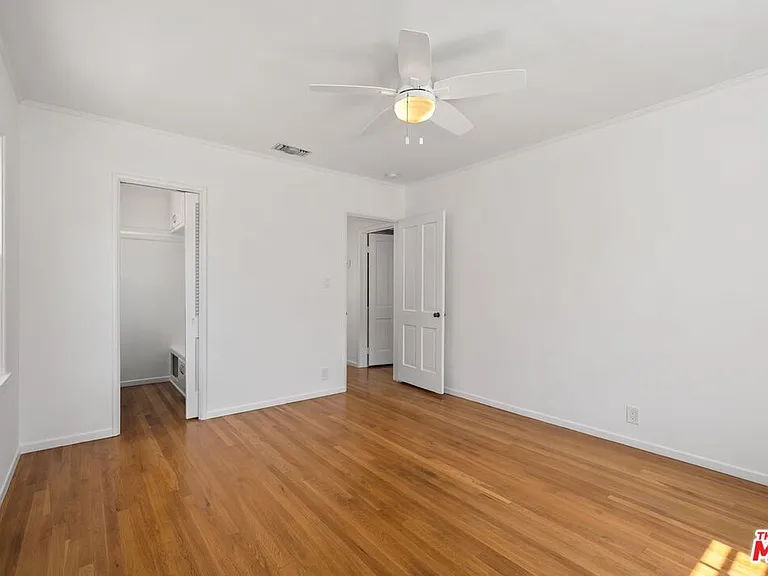 513 Arbramar Ave — Photo 11